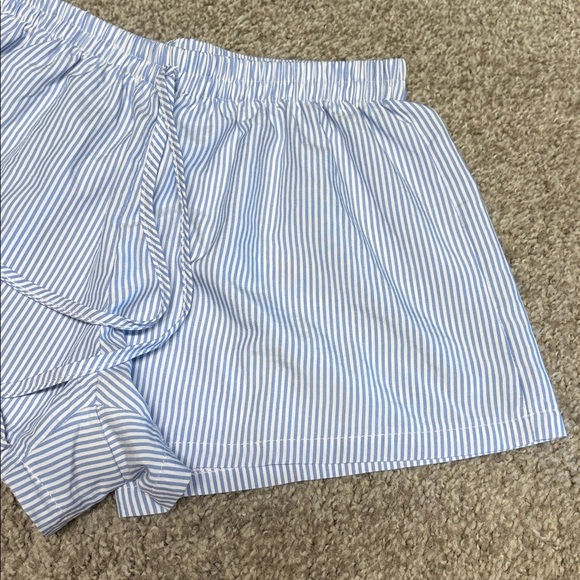 Blue & White Striped poplin Shorts cotton blend material with elastic waistband - Picture 4 of 8